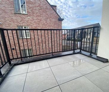 Appartement te huur - Photo 1