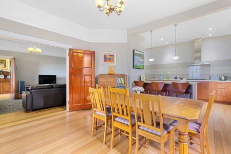 12 Braddon Avenue, 7005, Sandy Bay - Photo 5