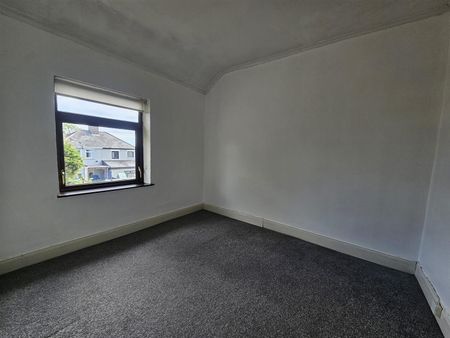 7 Silverstream Parade, - Photo 2