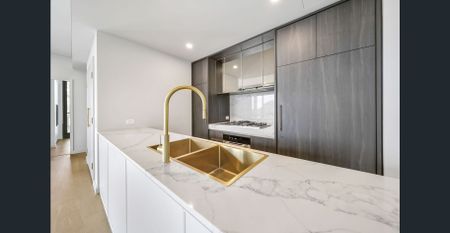 Extra LARGE 125sqm Luxurious 2-Bedroom Plus Study with Garden View with 2 Parking, and Unmatched Amenities - Photo 5