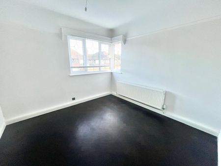 Samuels Drive, Thorpe Bay, Essex, SS1 3PR - Photo 5