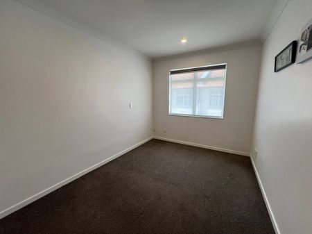 Convenience and location! Available now - Photo 4