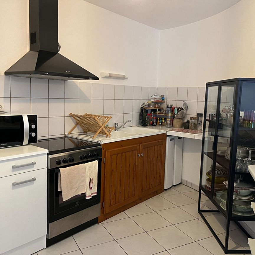 Location appartement 4 pièces, 91.90m², Jonzac - Photo 1