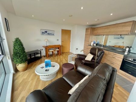 Admiralty Tower - Photo 2