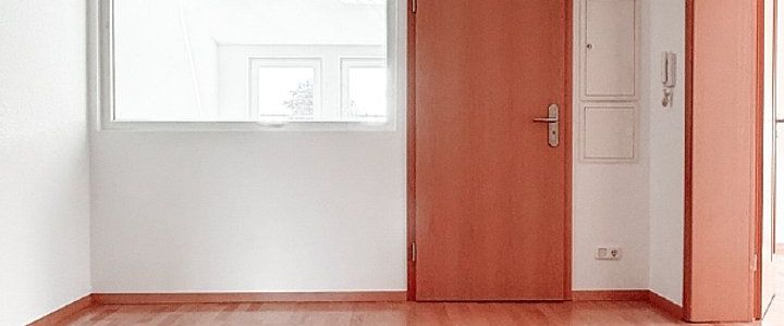 IDYLLISCH IM ERZGEBIRGE! Tolle 4-Raum Wohnung mit Kamin - Photo 1