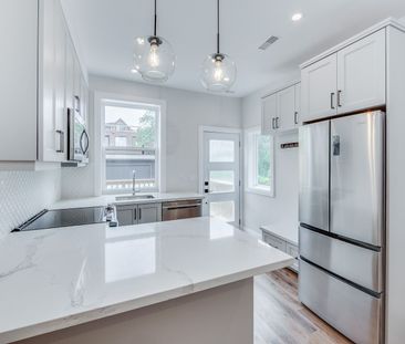 For Lease - 17 Lockwood Road Unit# B, Toronto, Ontario - Photo 2