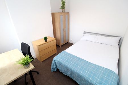 5 bedroom house to rent Jessie Road, Southsea, PO4 - Photo 4