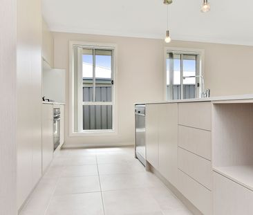 Pefect Family Home - Photo 6