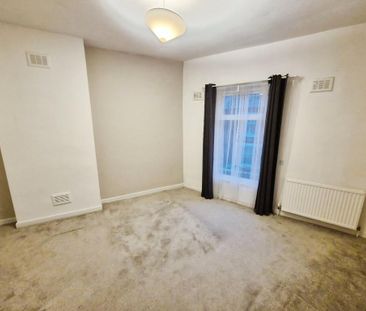 2 bedroom end of terrace house to rent - Photo 5