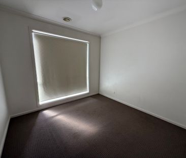 Neat 3 Bedroom Home!! - Photo 4