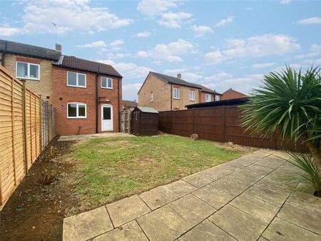 Falcon Way, Sleaford, Lincolnshire, NG34 - Photo 3