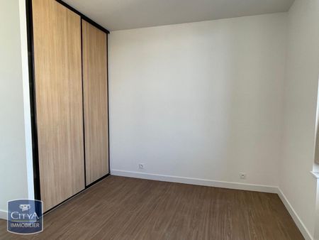 Location Appartement 4 pièces 115m² BLAYE 33390 - Photo 4