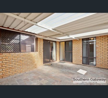 62 Challenger Avenue, Parmelia, WA 6167 - Photo 3