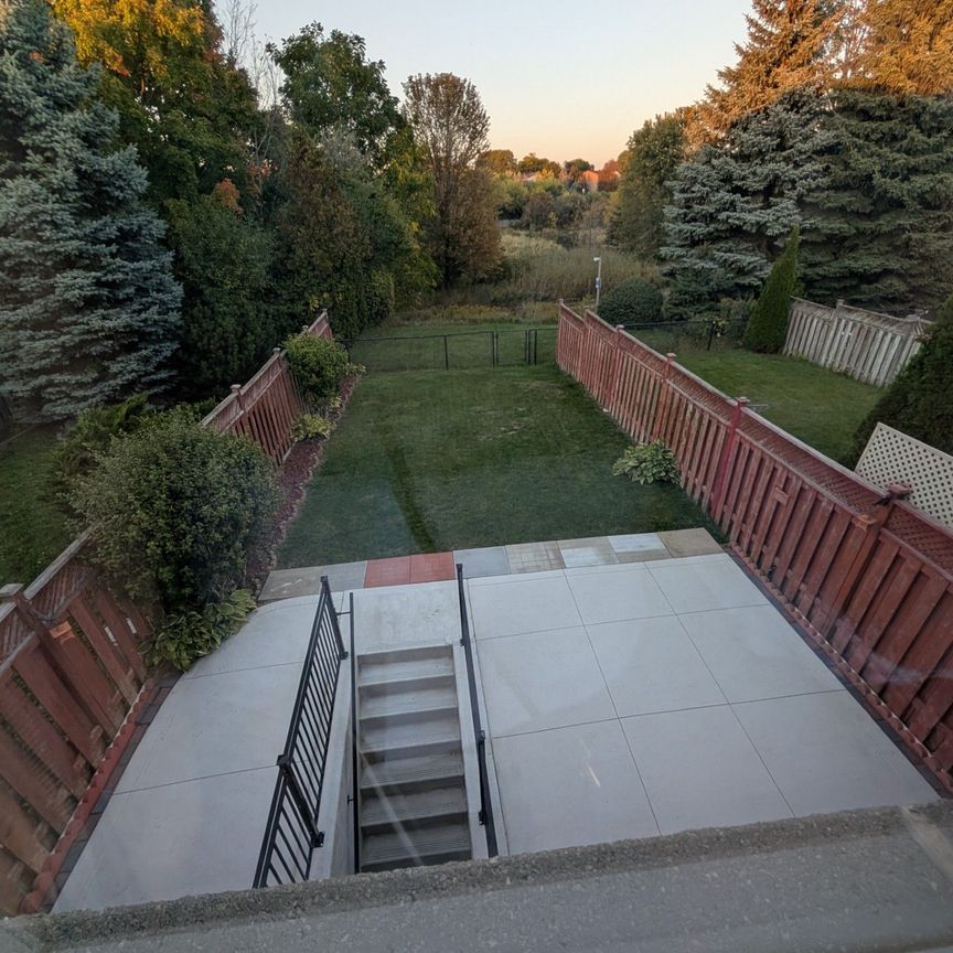 For Lease - 122 Pressed Brick Drive Unit# Upper, Brampton, Ontario - Photo 1