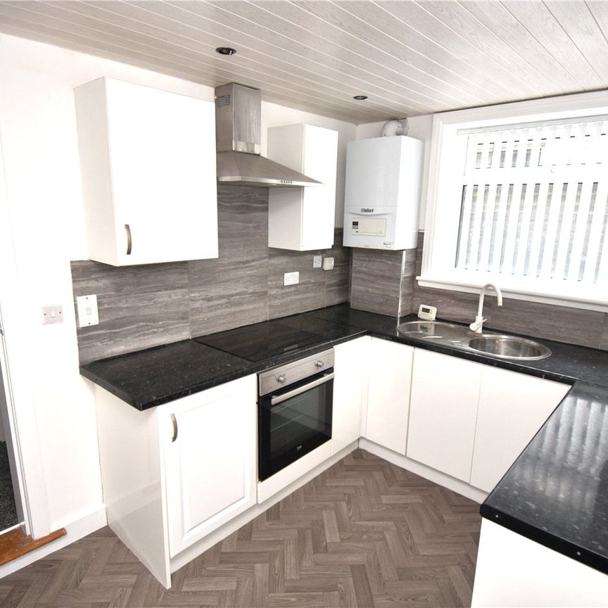 Prenton Road West, CH42 9PX, Birkenhead - Photo 1
