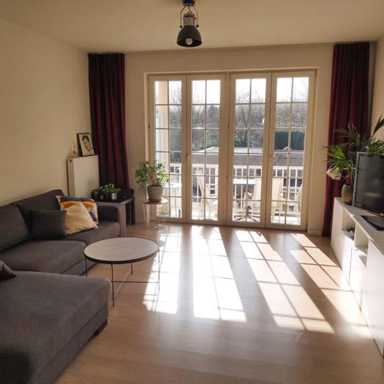 Appartement te huur - Photo 1