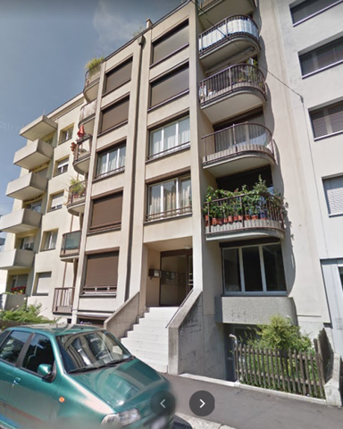 2.5-Zimmerwohnung mit Balkon, eigenem Waschturm, Keller und Veloraum - Photo 2