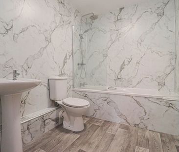 Apartment in Grosvenor House, Warwick Square - Photo 5