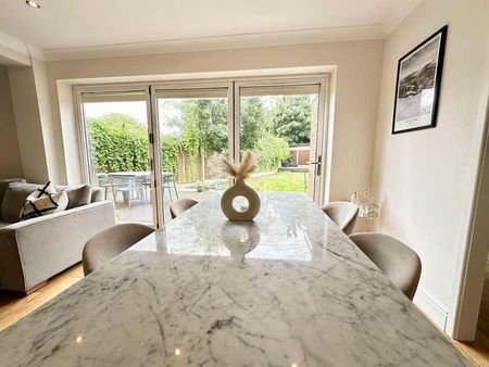 Mons Avenue, Billericay, CM11 - Photo 4