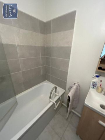 Location Appartement 2 pièces 44m² OIGNIES 62590 - Photo 4