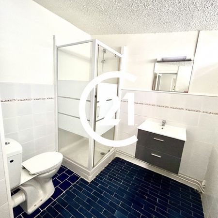 Location Appartement 49.66m² 2 pièces Fort de france - Photo 4