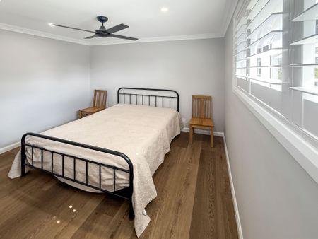 HAMPTON STYLE HOME WITH A TOUCH OF ELEGANCE - Photo 3