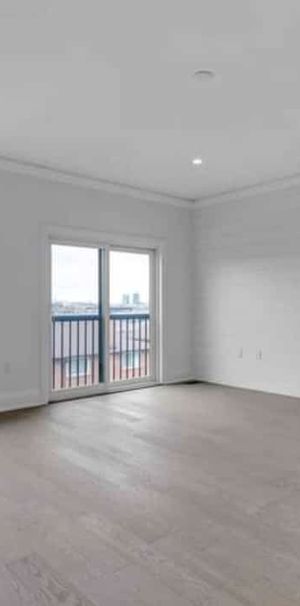 For Lease - 13 St Gaspar Court, Toronto, Ontario - Photo 1