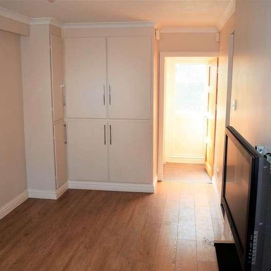 Mount Echo Avenue, Chingford, E4 - Photo 1