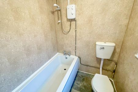 St Andrews Street - Photo 5