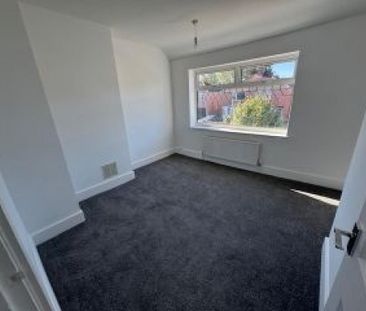 2 bedroom semi-detached house to rent - Photo 5