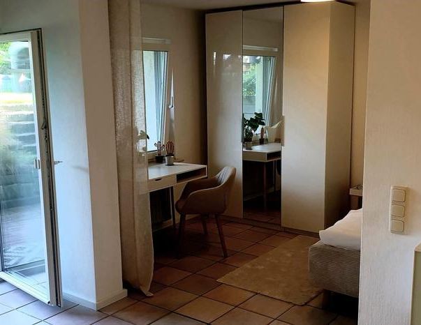 Wunderschöne möblierte Gartenwohnung zu vermieten in 45481 Saarn - Foto 1