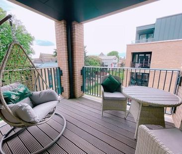 1 bedroom in a flat share to rent - Photo 4