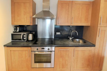 2 bedroom apartment to rent - Photo 5