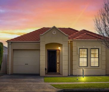 NEAT MODERN HOME IN FANTASTIC WESTERN SUBURB LOCATION - Photo 5