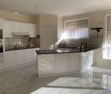 Spacious Family Home in Meadow Heights!!! - Photo 6