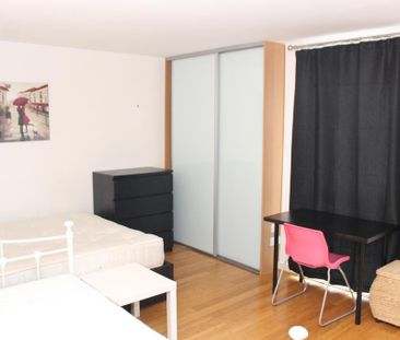 Studio to rent - Photo 1