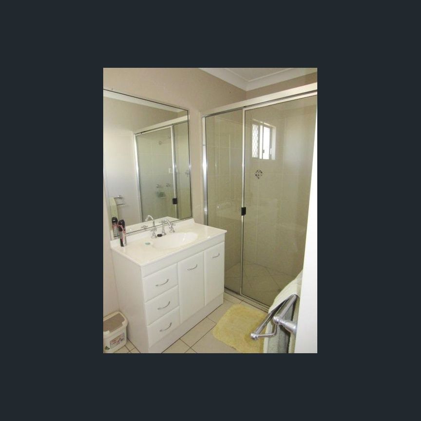 Entertainers Delight in heart of Burdell - Photo 1