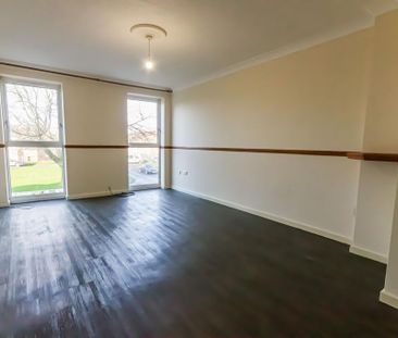 2 bedroom property to rent - Photo 1