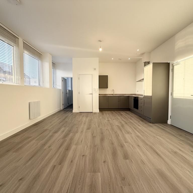 2 bedroom apartment to rent - Photo 1