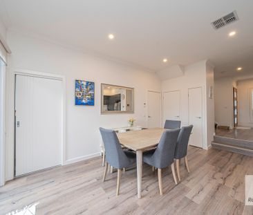 Family lifestyle Park side Prestige - Three Bedrooms Plus A Study - Photo 4