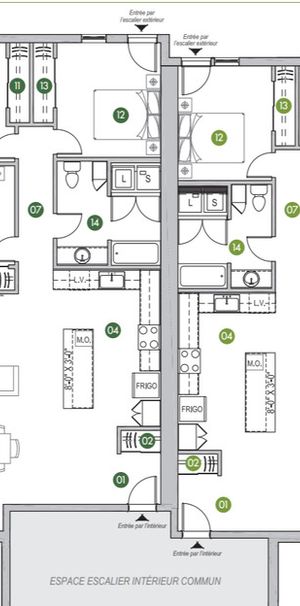 Condo 3 Chambres à Louer - Photo 2
