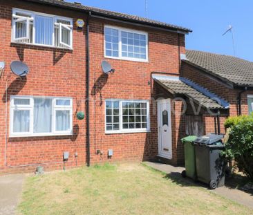 2 bedroom end of terrace house to rent - Photo 1