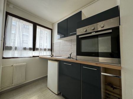 Location Appartement 1 pièce 40m² LIMOGES 87000 - Photo 2