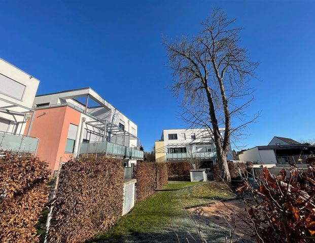 Moderne und hochwertige Penthouse Wohnung in Nürnberg Laufamholz - Photo 1