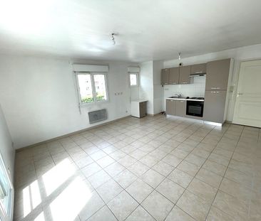 Location Appartement 2 pièces 44m² - Photo 2