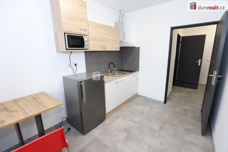 Pronájem bytu 1+kk 15 m² - Photo 4