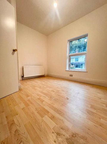 26 Bank Road, Larne, BT40 3AN - Photo 4