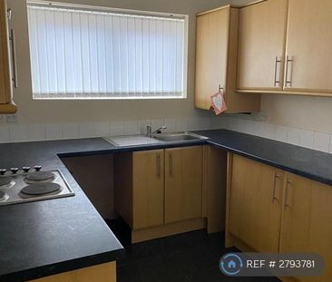 2 bedroom flat to rent - Photo 3