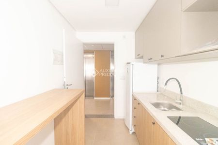 Loft com 1 quarto e 23m² para alugar em Bom Fim, Porto Alegre. - Photo 2