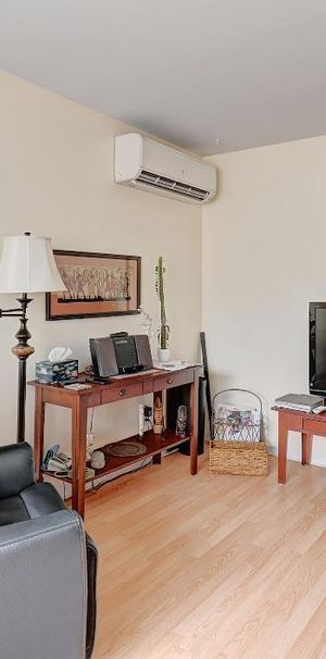 5 1/2 Nord de Sherbrooke. 1er Juillet. Chauffage et eau chaude inclus! - Photo 1